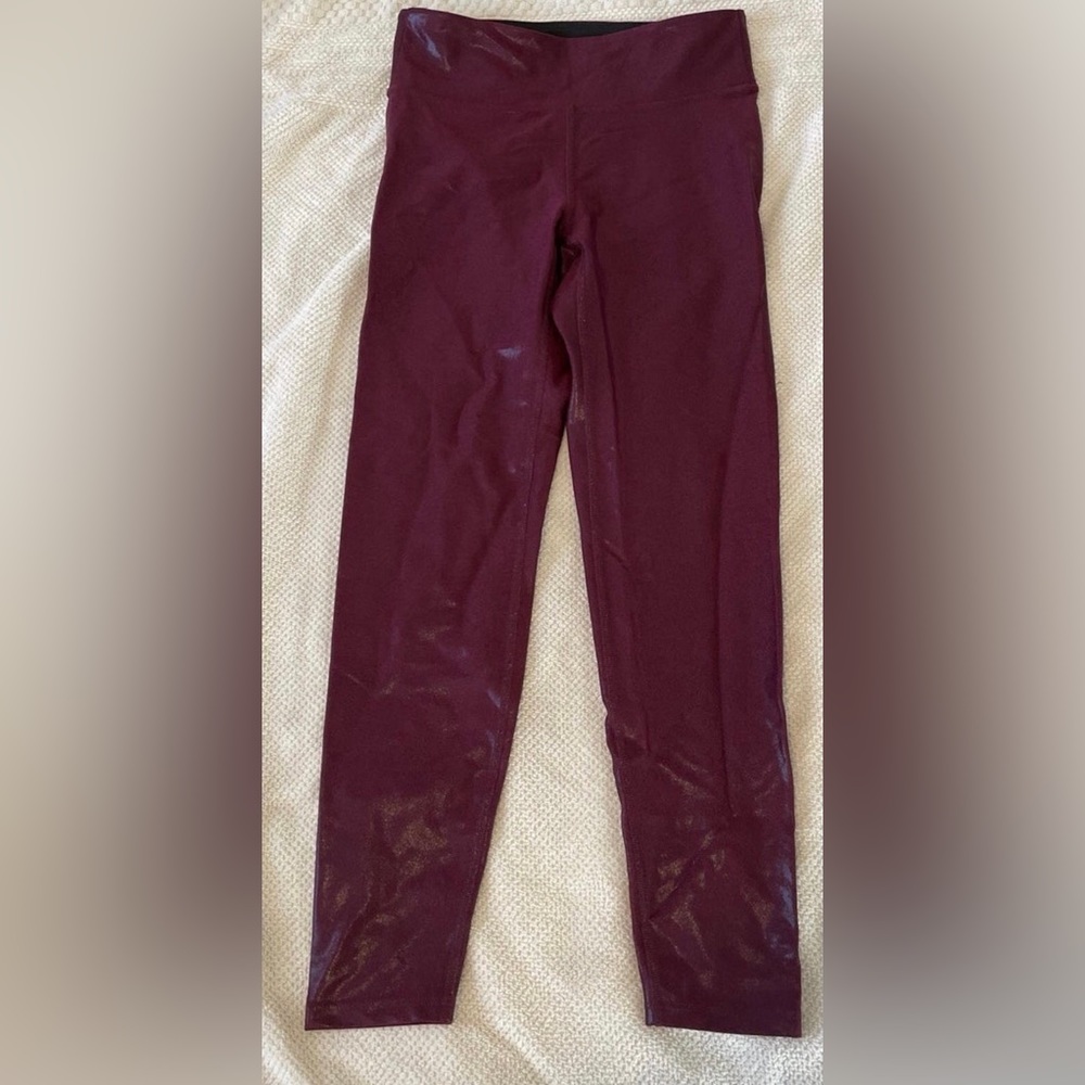 Heroine Sport Marvel Leggings in burgundy size Med